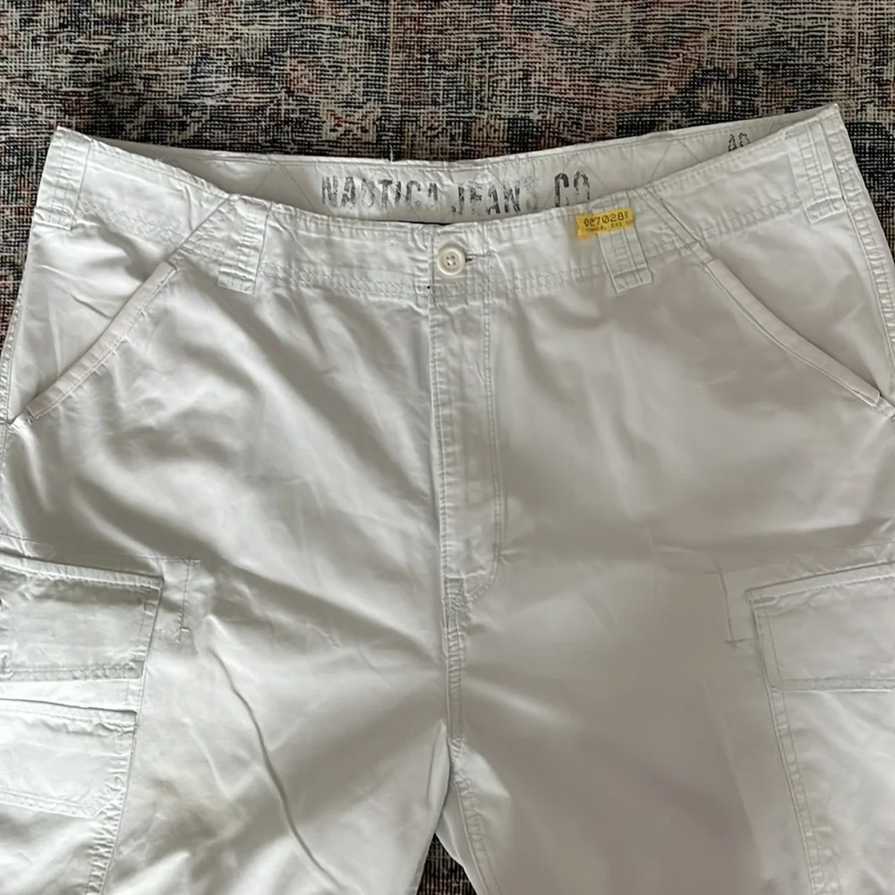 Short - Picture 4 of 4